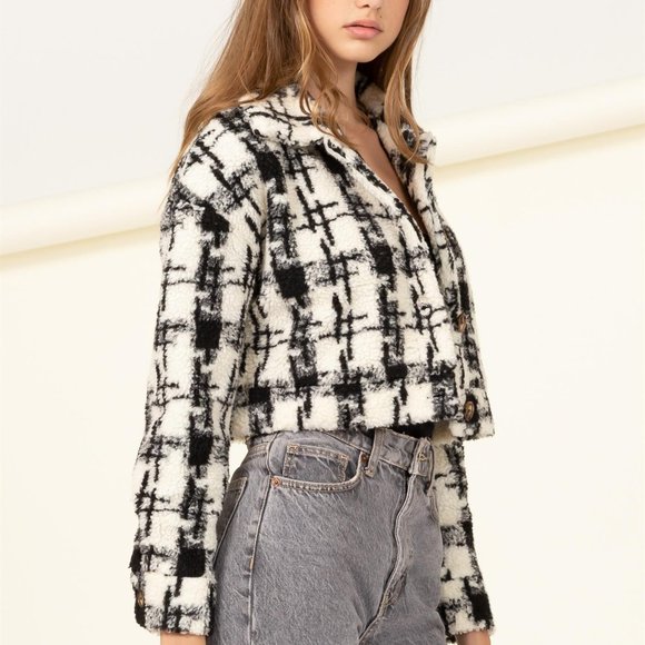 MY STYLE PATTERENED TEDDY CROPPED JACKET - Picture 3 of 6